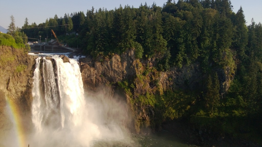 Snoqualmie Falls - the waterfall was a lot more powerful than most of the photos depict it looking. I guess with the high temperatures and the mountain snow melting it was a very full river.
